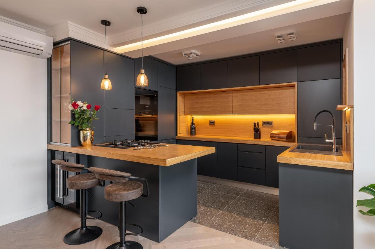 Insula Luxury Apartment